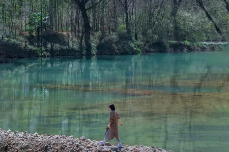 Yuannan Yard Yeluxury View Homestay (Yuannan Sichuan-Tibet Line Moon Bay Scenic Area Branch)