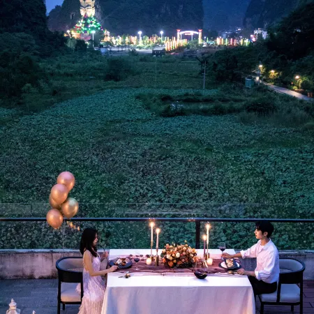 Four Seasons Yunqi Resort (Yangshuo Yulonghe Eternal Love Branch)