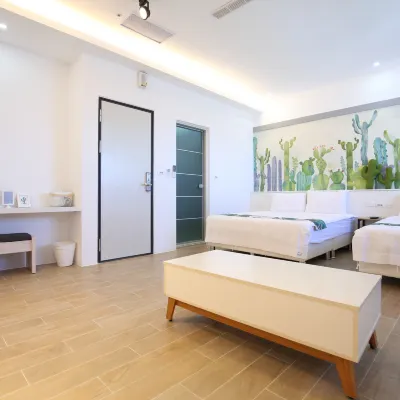 Sea Joy Homestay Отели рядом с достопримечательностью «Парк Бейбин»