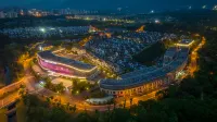 Atour Hotel Hangzhou City Center - Mountain view