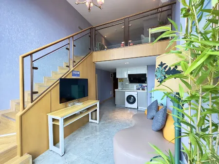 Weixiangwu  Apartment (Hanxi Changlong Wanbo Tianhe City store)