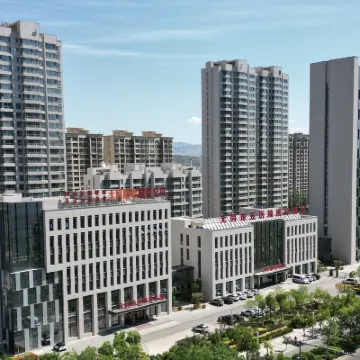 Xingyun Elegant Restaurant (Datong University Branch) Hotels near Datong Museum