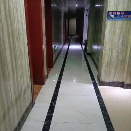 Jinsui Hotel (Changzheng Middle Road)