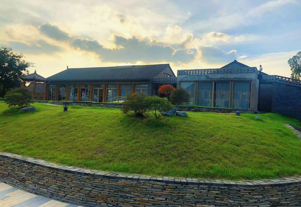 3. 플로럴 호텔·난..