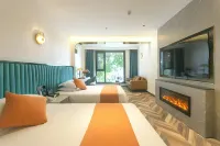 Lushan Yunlian Hotel (Guling Street Cableway Upper Platform)