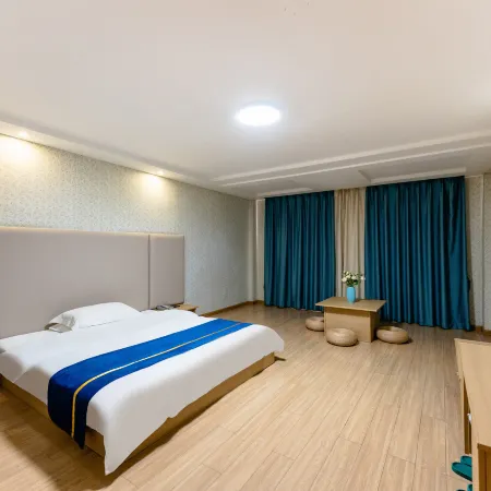 Towo Holiday Hotel (Leping Donghu Park) Hotels in Leping