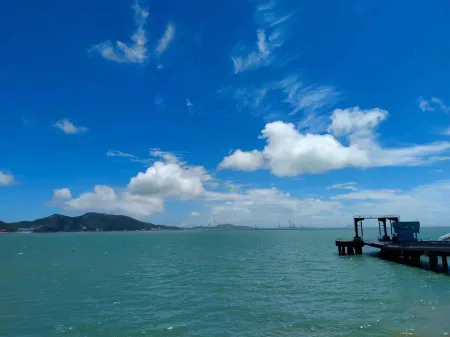 Shengsi Blue Moon Sea Seaview Homestay Отели рядом с достопримечательностью «Liuhe Chaoyang Scenic Area»