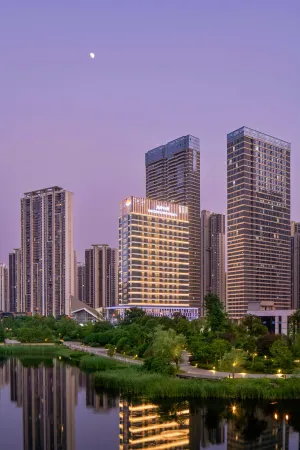 The Meixi Lake, Changsha Marriott Executive Apartments Отели рядом с достопримечательностью «Hunan First Normal University»