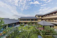Secluded Longwan Hot Spring Hotel Các khách sạn ở Khải Đông