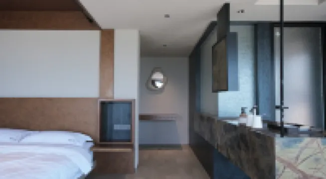 Qingdao Yinlan Sanzhai Homestay (Diaolongzui Branch, Lushan Scenic Area)