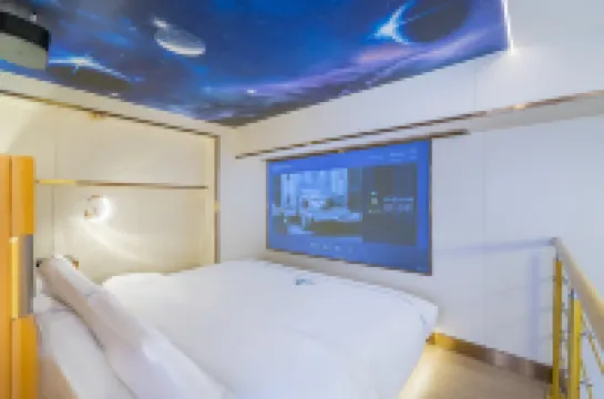 เต๋อ ฉวน ลักชัวรี่ โฮเทล - กั๋วเม่า จินไถ โรด ซับเวย์ สเตชั่น บรานช์