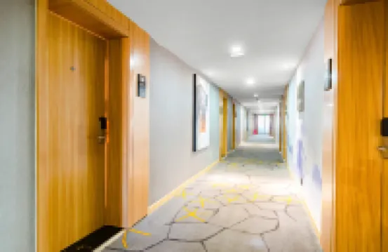 Junyi Chain Hotel (Xinyang Railway Station)