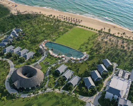 Bliss Hoi An Beach Resort & Wellness Hotels in Hoi An