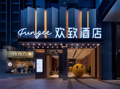 FUNGEE River View Hotel (Hongya Cave, Jiefangbei Pedestrian Street, Chongqing) Hoteles en 