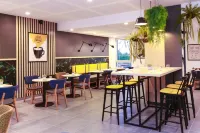 Appart Hotel Odalys City Angers Centre Gare - breakfast