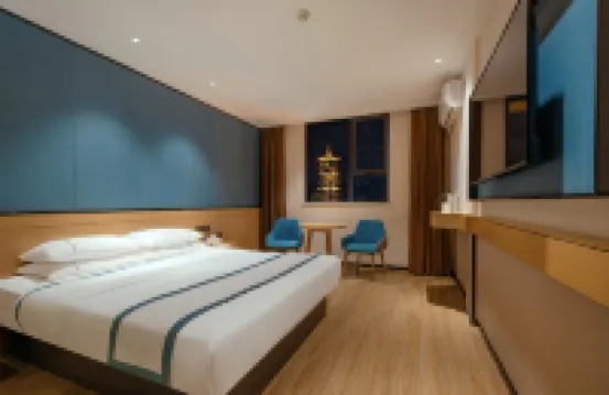 City Comfort Inn Hotel (Guilin Two Rivers And Four Lakes Sun Moon Twin Towers) Hotels near Zhengyang Pedestrian Street