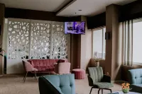Grande Padjadjaran Hotel Bogor Formerly Padjadjaran Hotel Bogor Hotel dekat RAMAYANA Plaza Jambu Dua