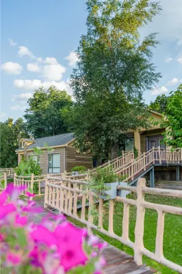 Tengyun Xiandailüyougenjudi Homestay (Zhalaiwanzhan Station) Hotels in Changshan