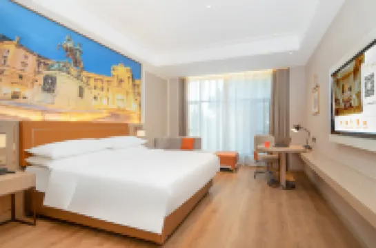 Vienna Hotel (Zeppe Park)