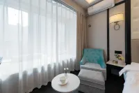 Qingcheng Homestay (Jinan Beiyuan Street Quanfu Overpass) - Esports