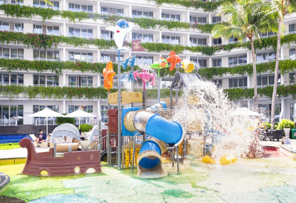 Palace Resort Yalong Bay Sanya Hotel Overview