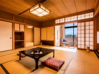 Ooedo Onsen Monogatari Awazu Grand Hotel(Old:Yukai Resort Premium Awazu Grand Hotel) 航空廣場附近的飯店