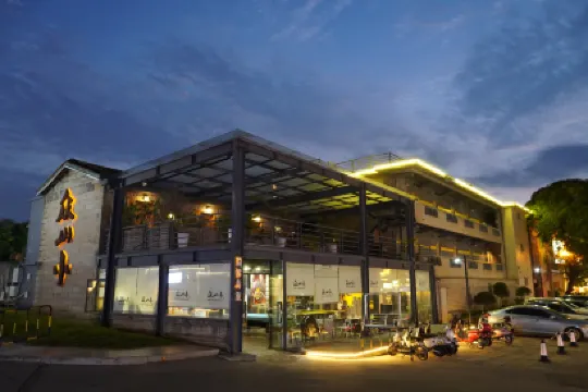 Over the Mountain Hostel