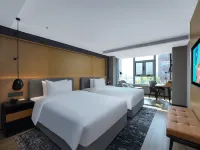 Park Inn by Radisson Hotel (DeBai Plaza Branch, Yucheng High tech Zone) - parking
