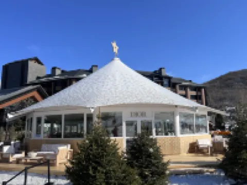 Vanke Songhua Lake Season End Homestay