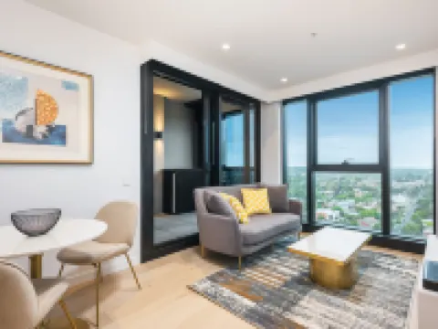Sky One Apartments by CLLIX Hotels in Box Hill