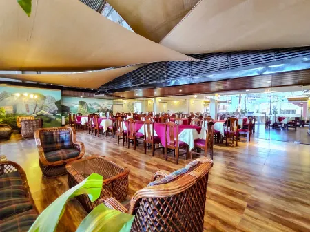 Lido Hotel Отели рядом с достопримечательностью «Canal Isuto»