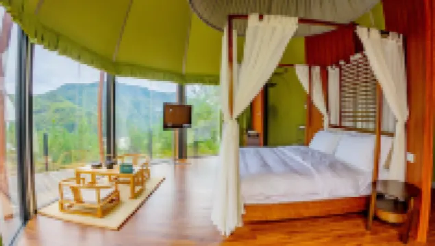 Guangde Shengjing Boya Luxury Tent Homestay