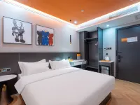 Yunhe Zhenpin Hotel (Ergong Gymnasium Finance and Economics University Store) Hotels near Urumqi Botanical Garden
