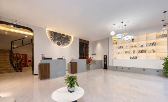 Licheng Yunman Hotel (Wenchang High speed Railway Station Wennan Old Street Branch)