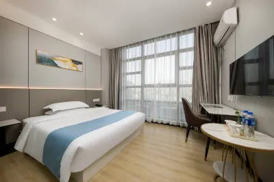 Shell Hotel(Hangzhou Xiasha Zhejiang Gongshang University Yunshui Subway Station Esports Theme) Hotels in Hangzhou