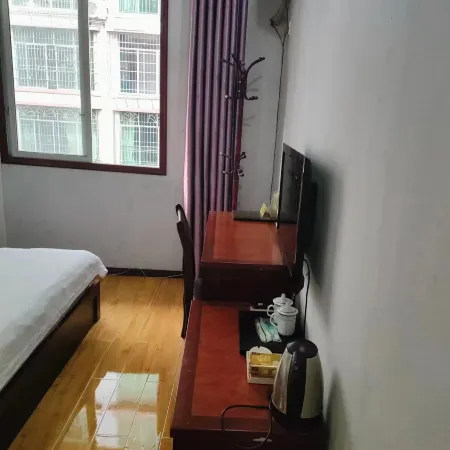 Hejiang Riverview Business Hotel