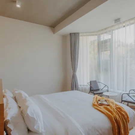 Tonglu Lijia No. 22 Swimming Pool Boutique Homestay (OMG Heartbeat Paradise) Отели рядом с достопримечательностью «Eshanxiang Cultural Center»
