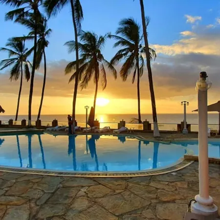 Sai Rock Beach Hotel & Spa
