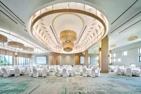 VIVERE Hotel, ARTOTEL Curated Gading Serpong