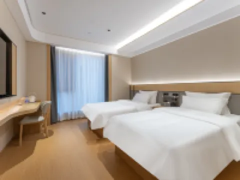Fuding Lijiang Light House Hotel โรงแรมในฝูติ่ง