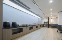 โรงแรม 303 (สถานีรถไฟความเร็วสูง ซางชิว) - พร้อมอาหารเช้า