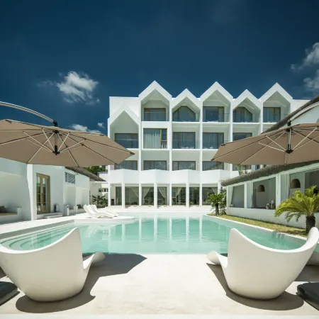 Aiqi Hot Spring Resort Hotel