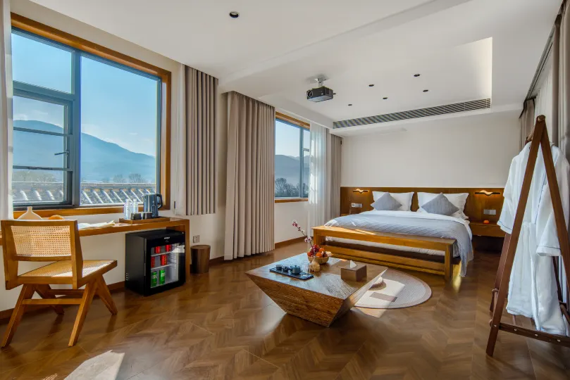 Shaxi Yishui Yifang Homestay