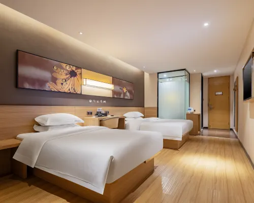 IU Hotels Hoteles en Jingshan