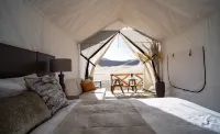 OASIS GLAMPING