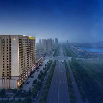 Earl Family Hotel