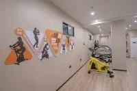 Huaining Sanfu Holiday Inn - Gym