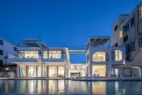 If sea view B & B between sea clouds Hotels in Wuzhizhou Island
