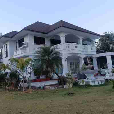 Pannipa Home Hotel Exterior