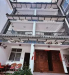 Dali Shuomo Inn (Old Town Erhai Gate) - 2 Yıldız